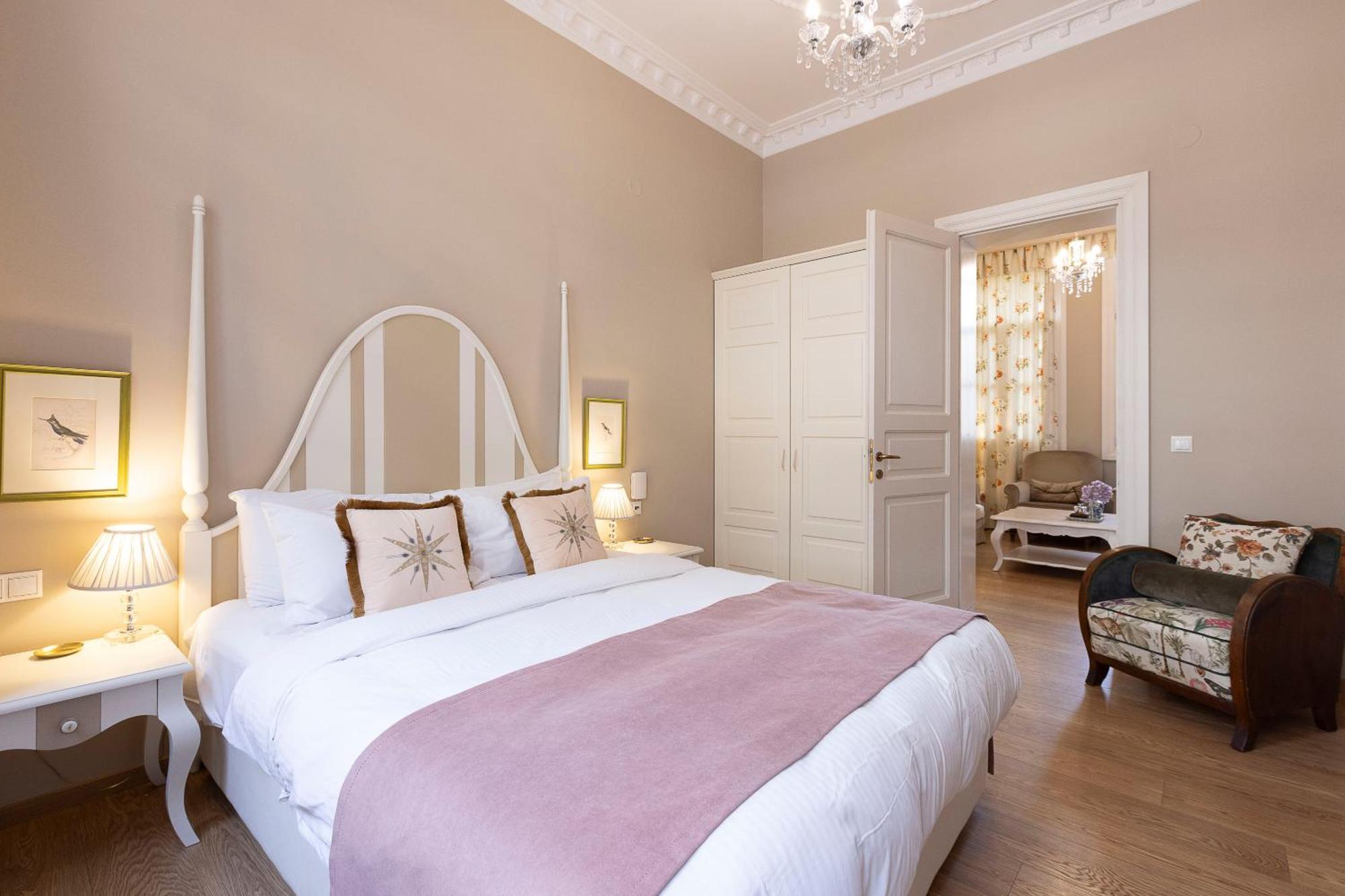 Gatto Perso Luxury Studio Apartments سالونيك المظهر الخارجي الصورة
