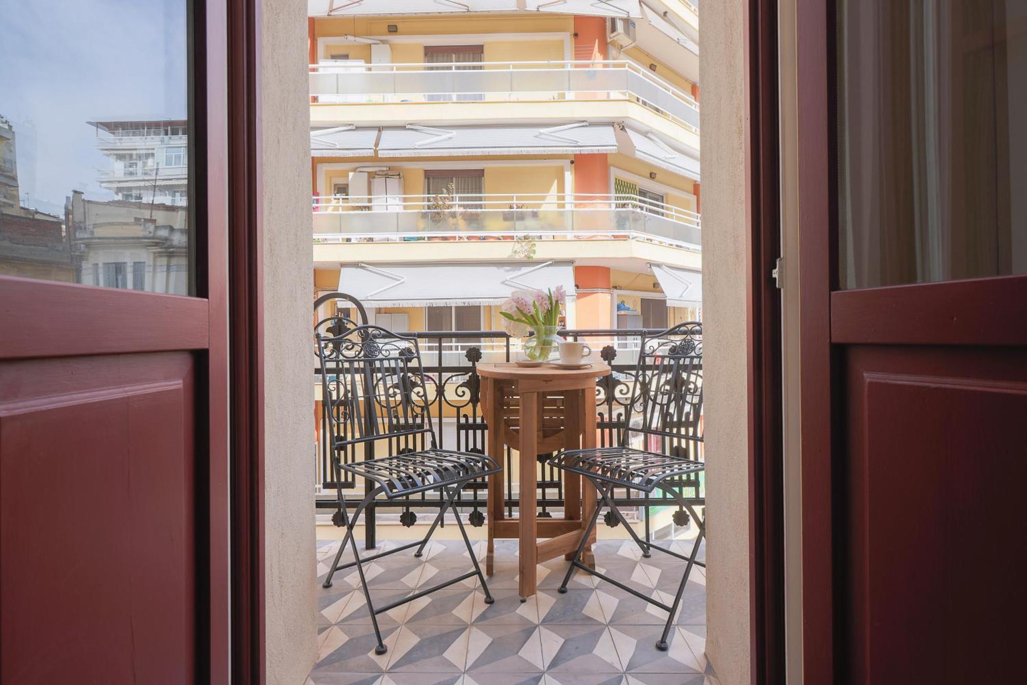 Gatto Perso Luxury Studio Apartments سالونيك المظهر الخارجي الصورة