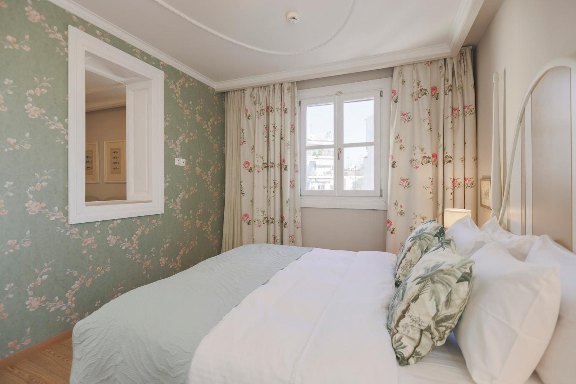 Gatto Perso Luxury Studio Apartments سالونيك المظهر الخارجي الصورة