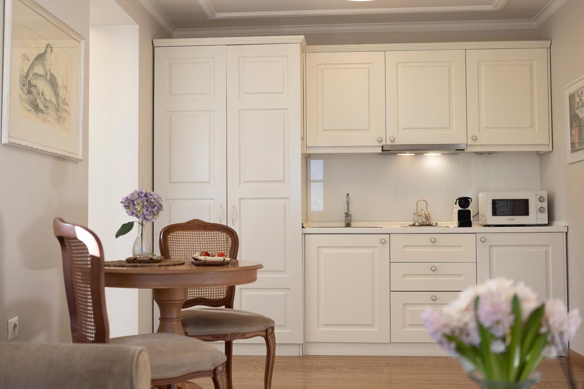 Gatto Perso Luxury Studio Apartments سالونيك المظهر الخارجي الصورة
